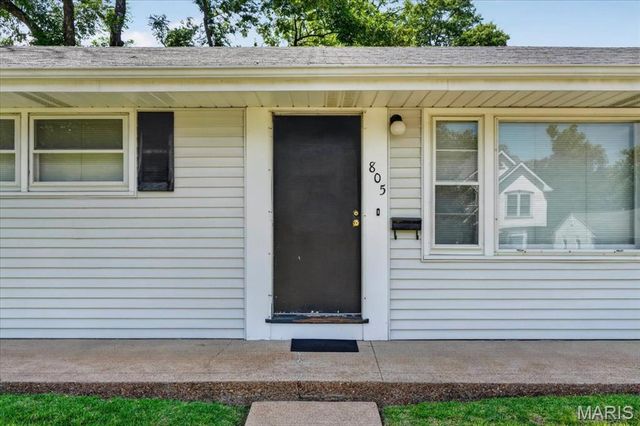 805 Brookridge Drive, St Louis, MO 63119
