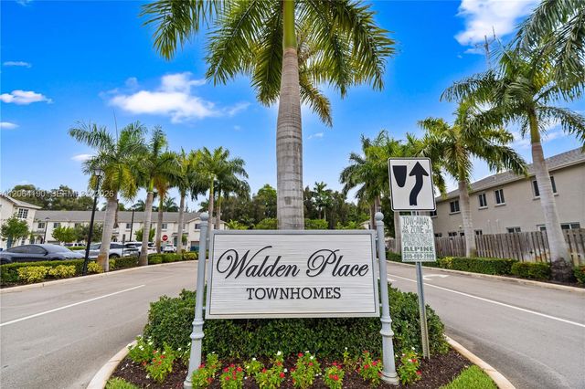 1385 NW 208th Terrace 1385, Miami Gardens, FL 33169