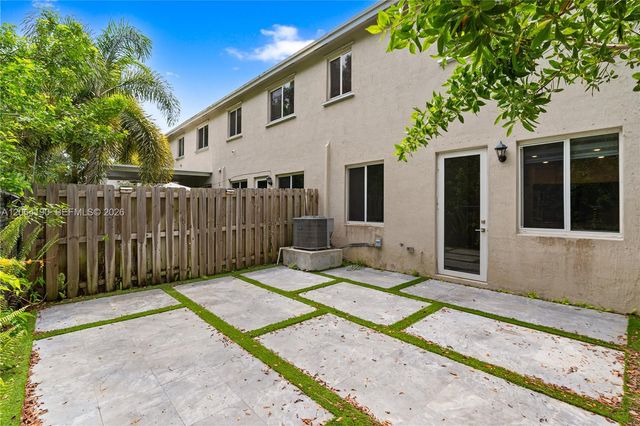 1385 NW 208th Terrace 1385, Miami Gardens, FL 33169