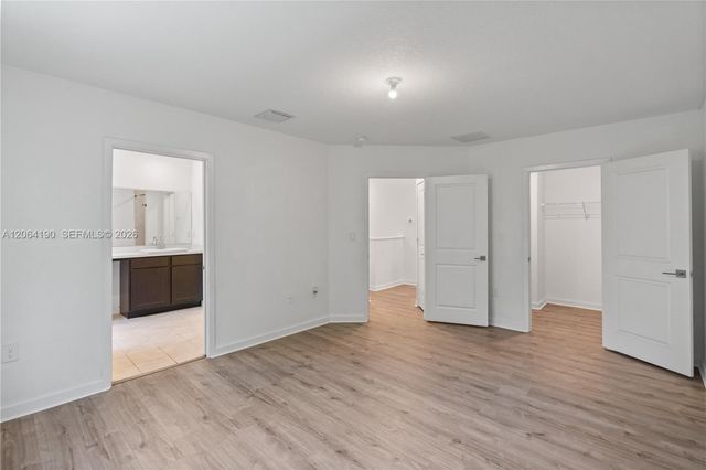 1385 NW 208th Terrace 1385, Miami Gardens, FL 33169