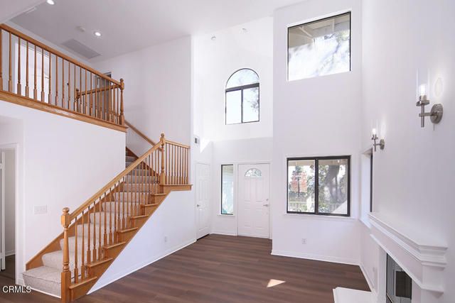 2727 Altura Avenue, La Crescenta, CA 91214