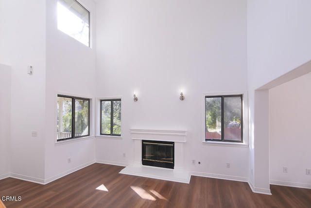 2727 Altura Avenue, La Crescenta, CA 91214