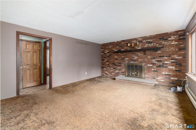 357 River Street, Southington, CT 06489