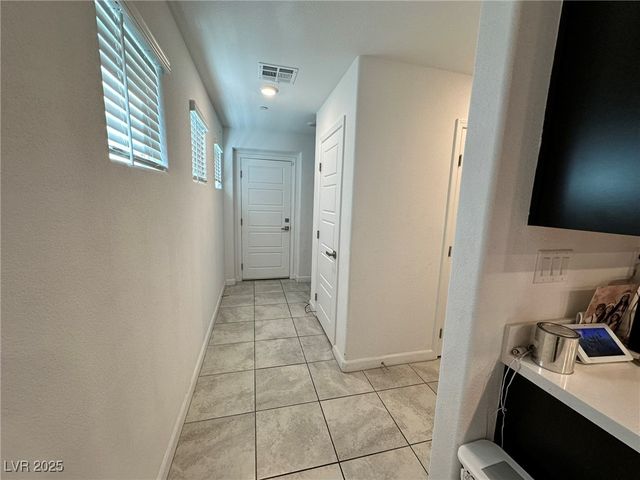 4924 Chidlaw Avenue 3, Las Vegas, NV 89115