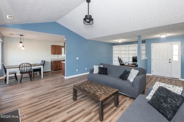 236 Red Carnation Drive, Holly Ridge, NC 28445