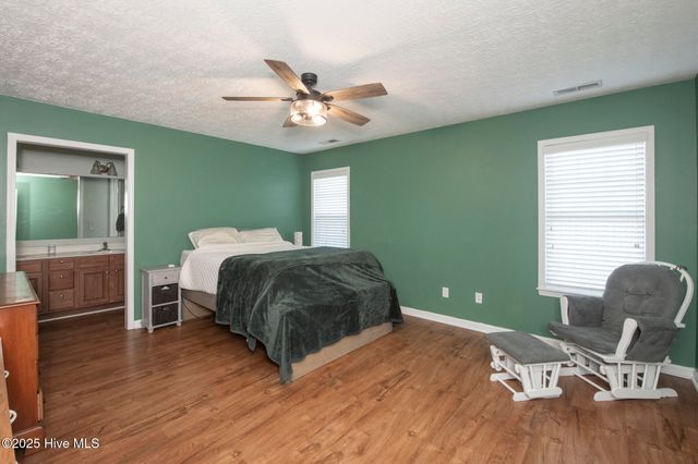 236 Red Carnation Drive, Holly Ridge, NC 28445