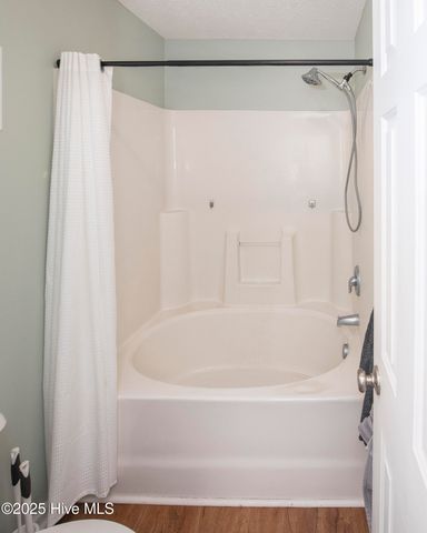 236 Red Carnation Drive, Holly Ridge, NC 28445