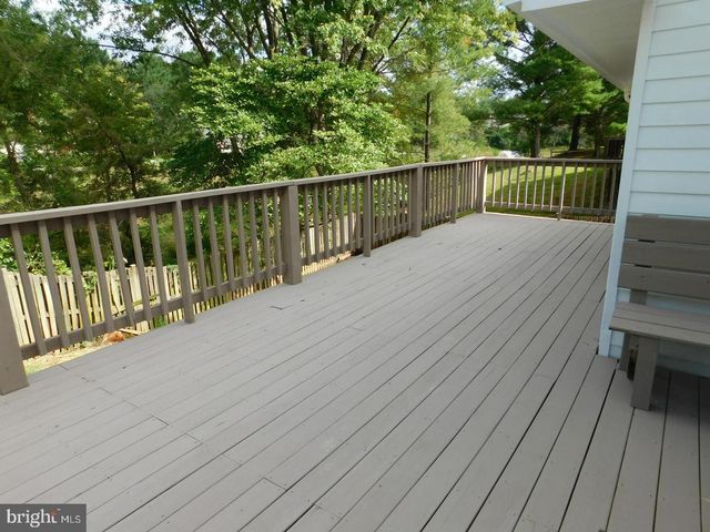 1725 GLASTONBERRY RD, Rockville, MD 20854