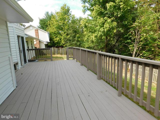 1725 GLASTONBERRY RD, Rockville, MD 20854