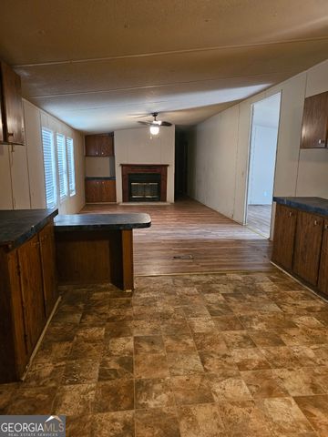 392 Beulah Church, Glenwood, GA 30428