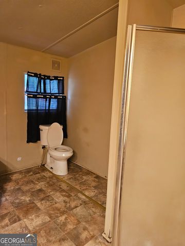392 Beulah Church, Glenwood, GA 30428