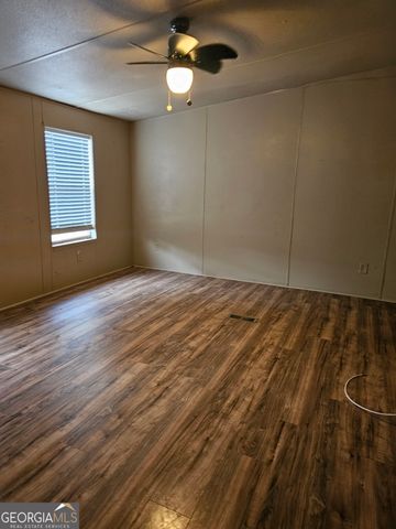 392 Beulah Church, Glenwood, GA 30428