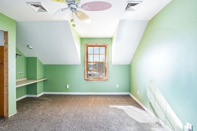 46 Lilac Ave, Somerset, MA 02726