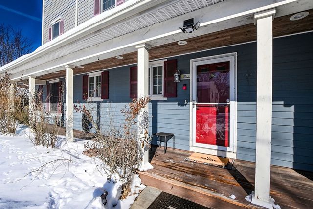 46 Lilac Ave, Somerset, MA 02726