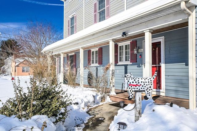 46 Lilac Ave, Somerset, MA 02726