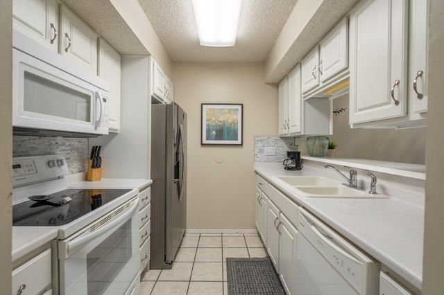 246 Turnberry Drive Apt 2, Branson, MO 65616