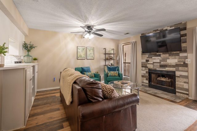 246 Turnberry Drive Apt 2, Branson, MO 65616