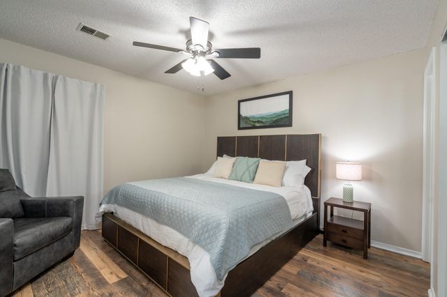 246 Turnberry Drive Apt 2, Branson, MO 65616