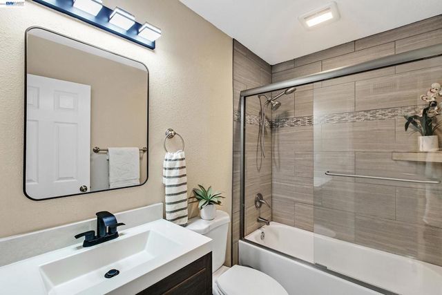 238 Arbor Valley Dr, San Jose, CA 95119