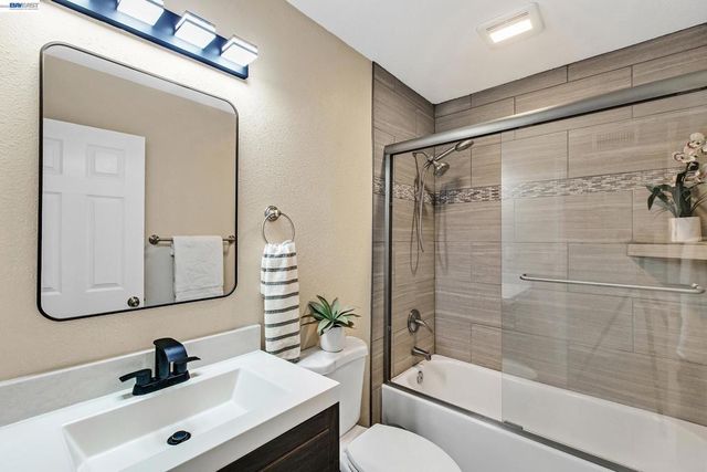 238 Arbor Valley Dr, San Jose, CA 95119