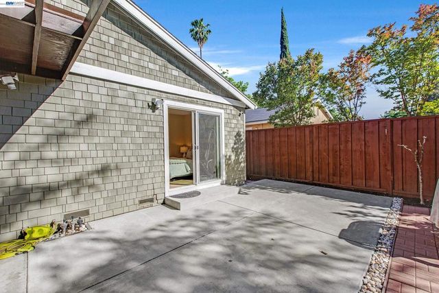 238 Arbor Valley Dr, San Jose, CA 95119