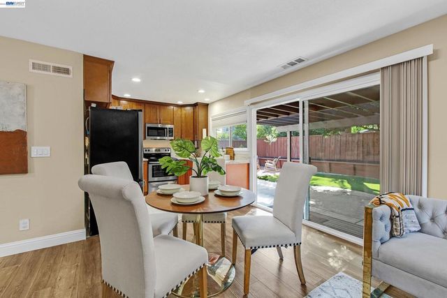 238 Arbor Valley Dr, San Jose, CA 95119