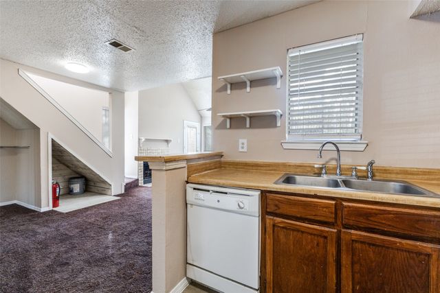 9833 Walnut Street 203, Dallas, TX 75243