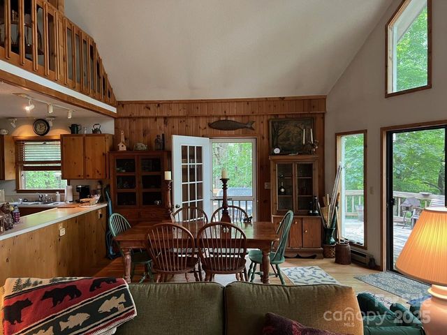 160 Windswept Ridge Road, Franklin, NC 28734