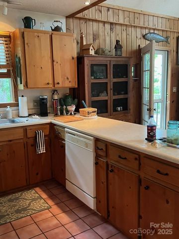 160 Windswept Ridge Road, Franklin, NC 28734