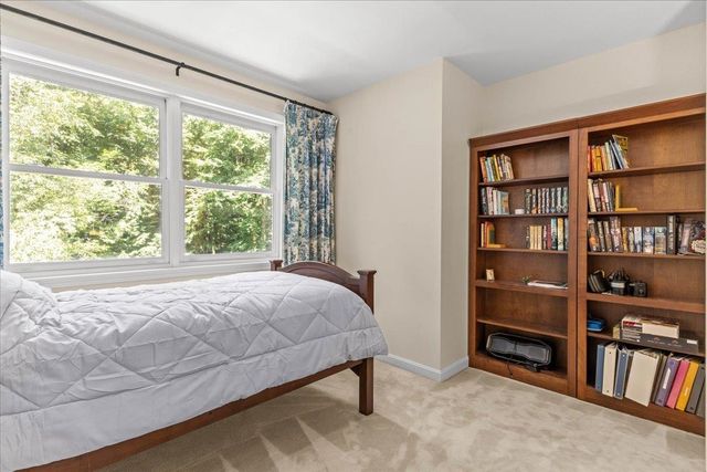 56 Barrett Lane, Williston, VT 05495