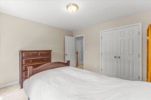 56 Barrett Lane, Williston, VT 05495