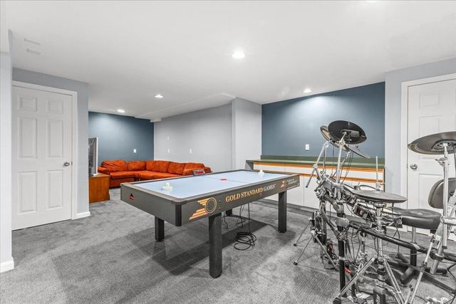 56 Barrett Lane, Williston, VT 05495