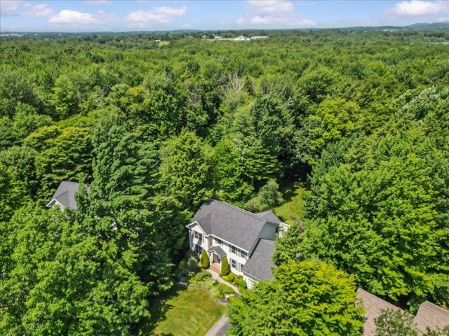 56 Barrett Lane, Williston, VT 05495
