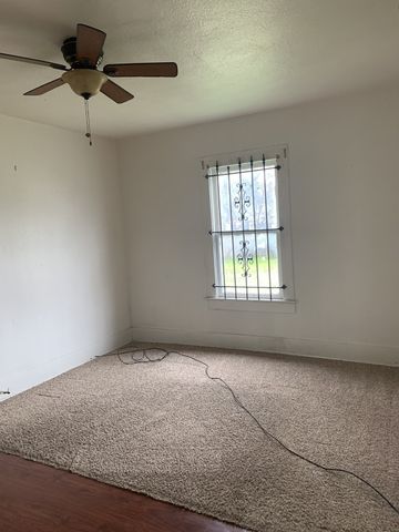 2321 Greer Street, Dallas, TX 75215