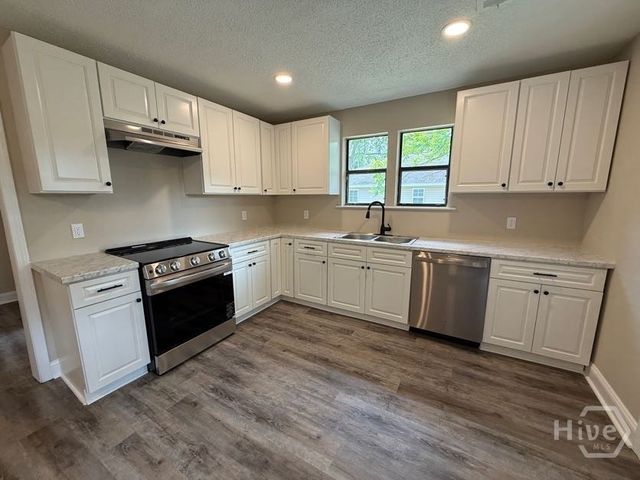 413 Emmit Street, Savannah, GA 31405
