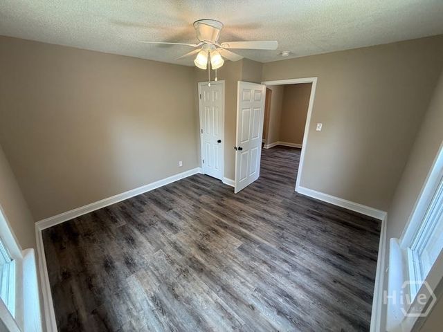 413 Emmit Street, Savannah, GA 31405
