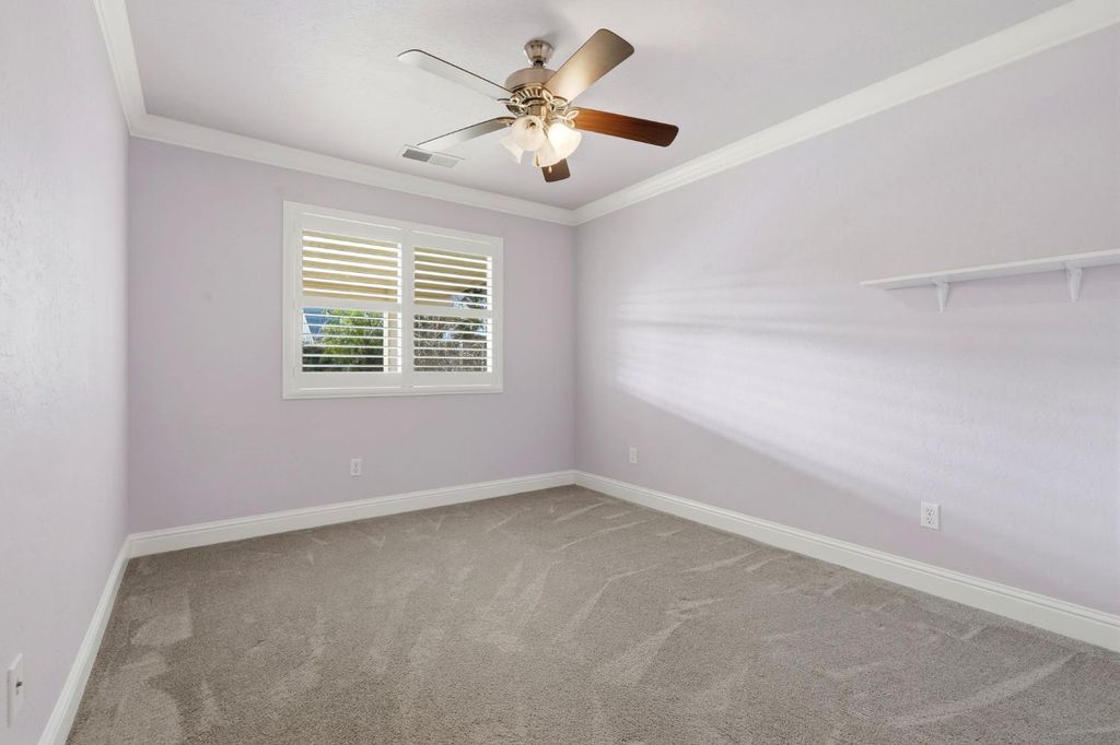 Image 34 of property listing at 2058 N Chateau Way, Hanford, CA 93230