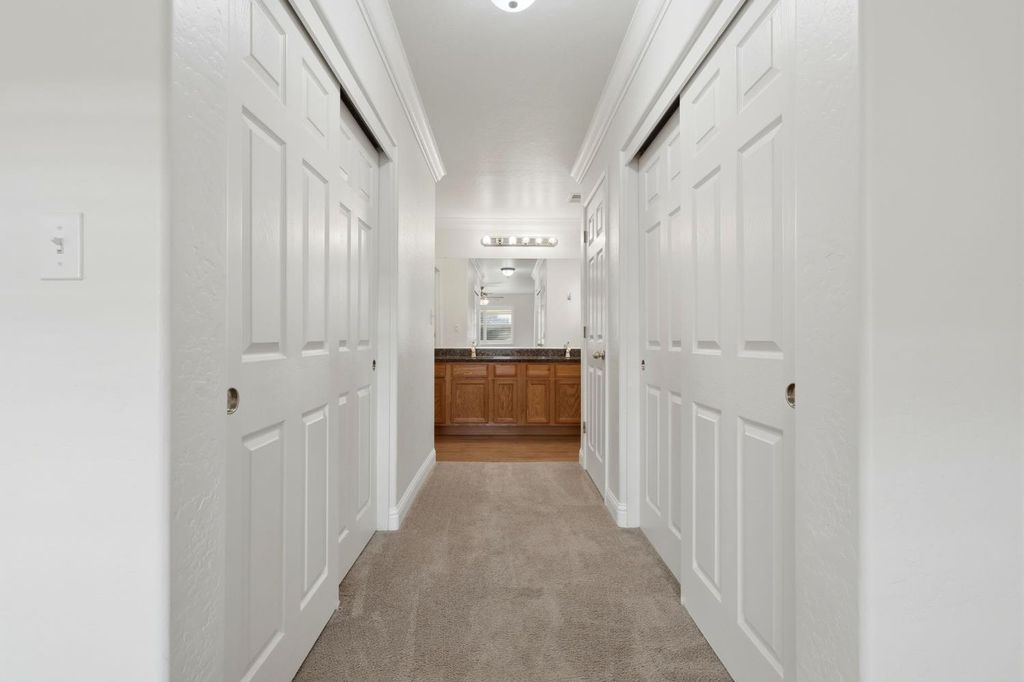 Image 42 of property listing at 2058 N Chateau Way, Hanford, CA 93230