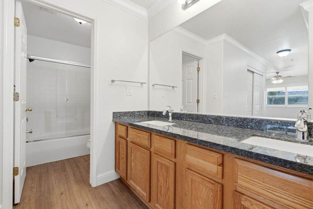 Image 43 of property listing at 2058 N Chateau Way, Hanford, CA 93230