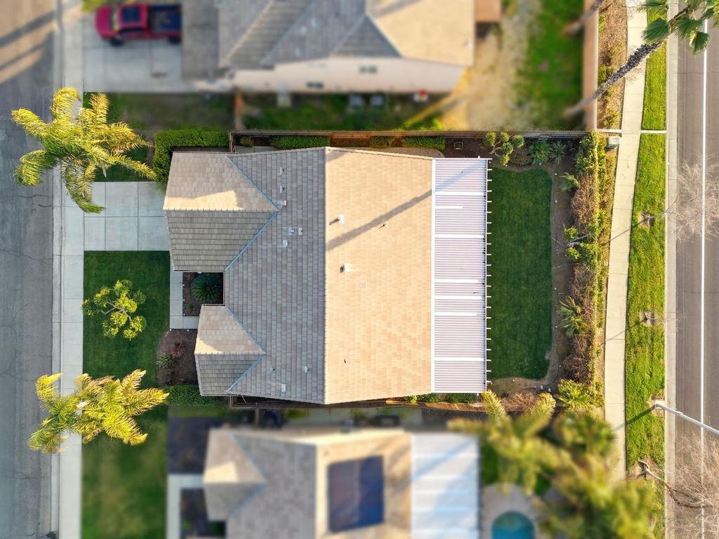 Image 53 of property listing at 2058 N Chateau Way, Hanford, CA 93230