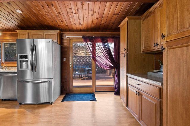 3263 UPHILL DRIVE, Green Bay, WI 54313