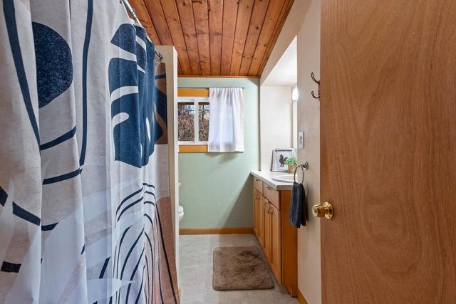 3263 UPHILL DRIVE, Green Bay, WI 54313