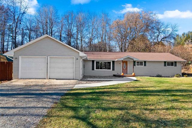 3263 UPHILL DRIVE, Green Bay, WI 54313