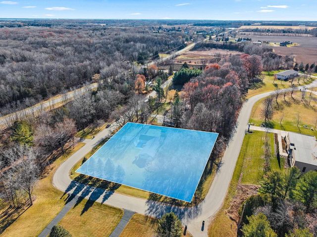 3263 UPHILL DRIVE, Green Bay, WI 54313