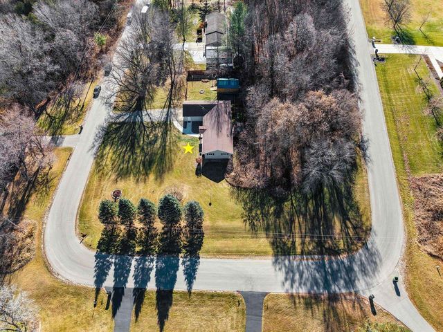 3263 UPHILL DRIVE, Green Bay, WI 54313