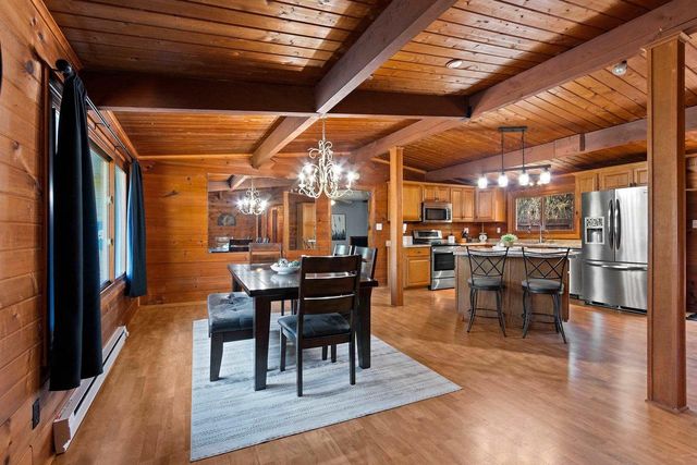 3263 UPHILL DRIVE, Green Bay, WI 54313