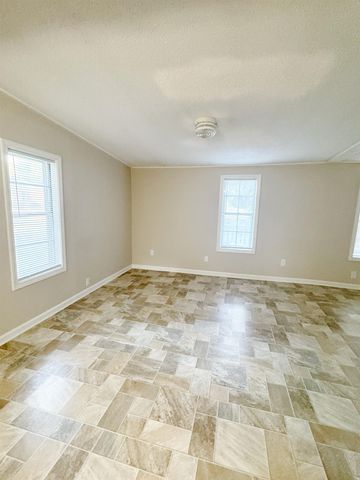 7050 LOCKE RD, Millington, TN 38053