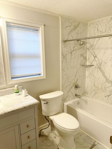 7050 LOCKE RD, Millington, TN 38053