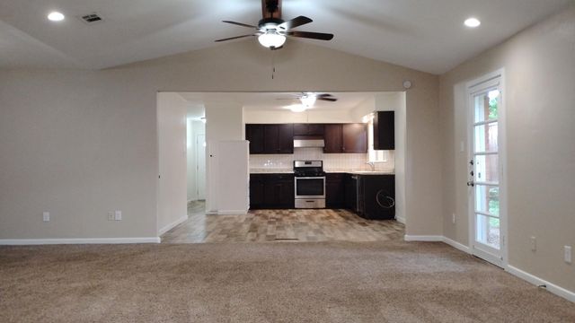 423 Columbia Circle, Irving, TX 75062