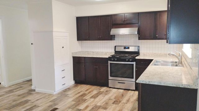 423 Columbia Circle, Irving, TX 75062